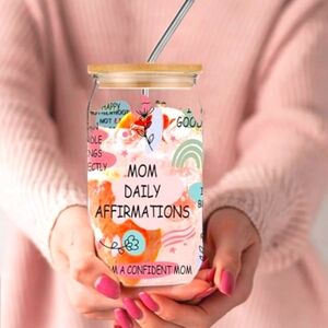 "Mom Daily Affirmation" Glass Jar with Bamboo Lid and Affirmations